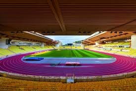 还剩四分钟输13分，大概率赢不了了，你想无法明白佩顿理查德桑托斯打的那么好但出场不到十分钟，波杰凭什么打26，谁打勇士都是不知道名字的新秀拿生涯新高！防不住投不进留着他干嘛