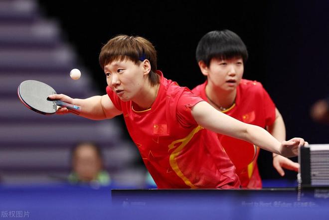 坐立不安 坐立不安