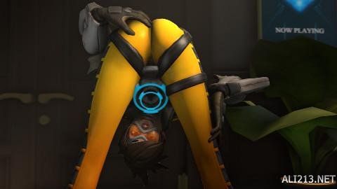 神体现出强 神体现出强